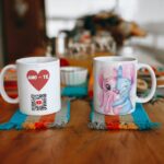 Caneca Stitch Namorados com QR code de música personalizada